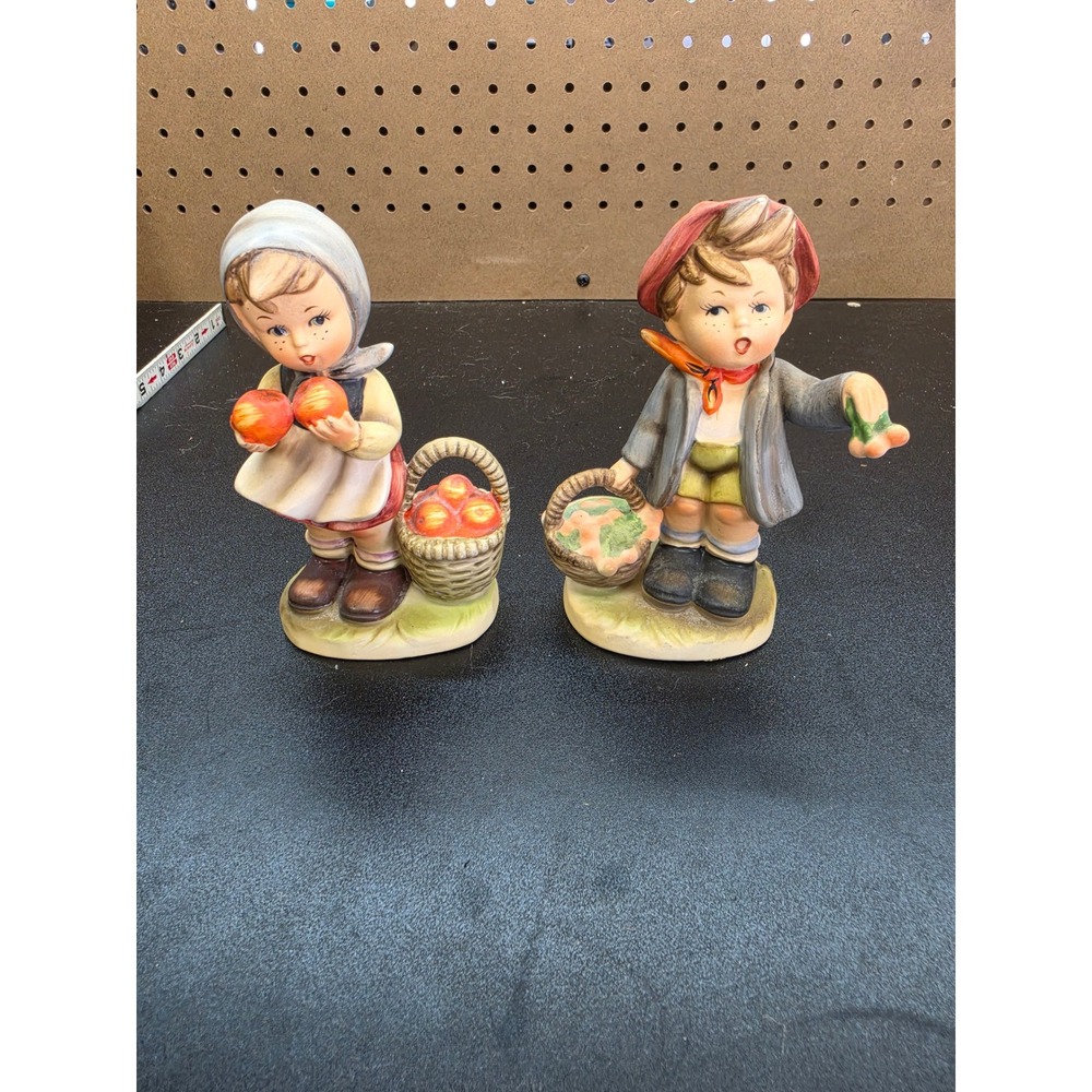 Vintage Napcoware Ceramic Boy and Girl Fruit Basket Figurines C7656 Japan Set 2